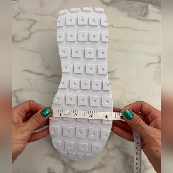 Leopard Print Sneakers with Gold Star Detail Trendy Casual Fashion Shoes Size 10 - Picture 10 of 10